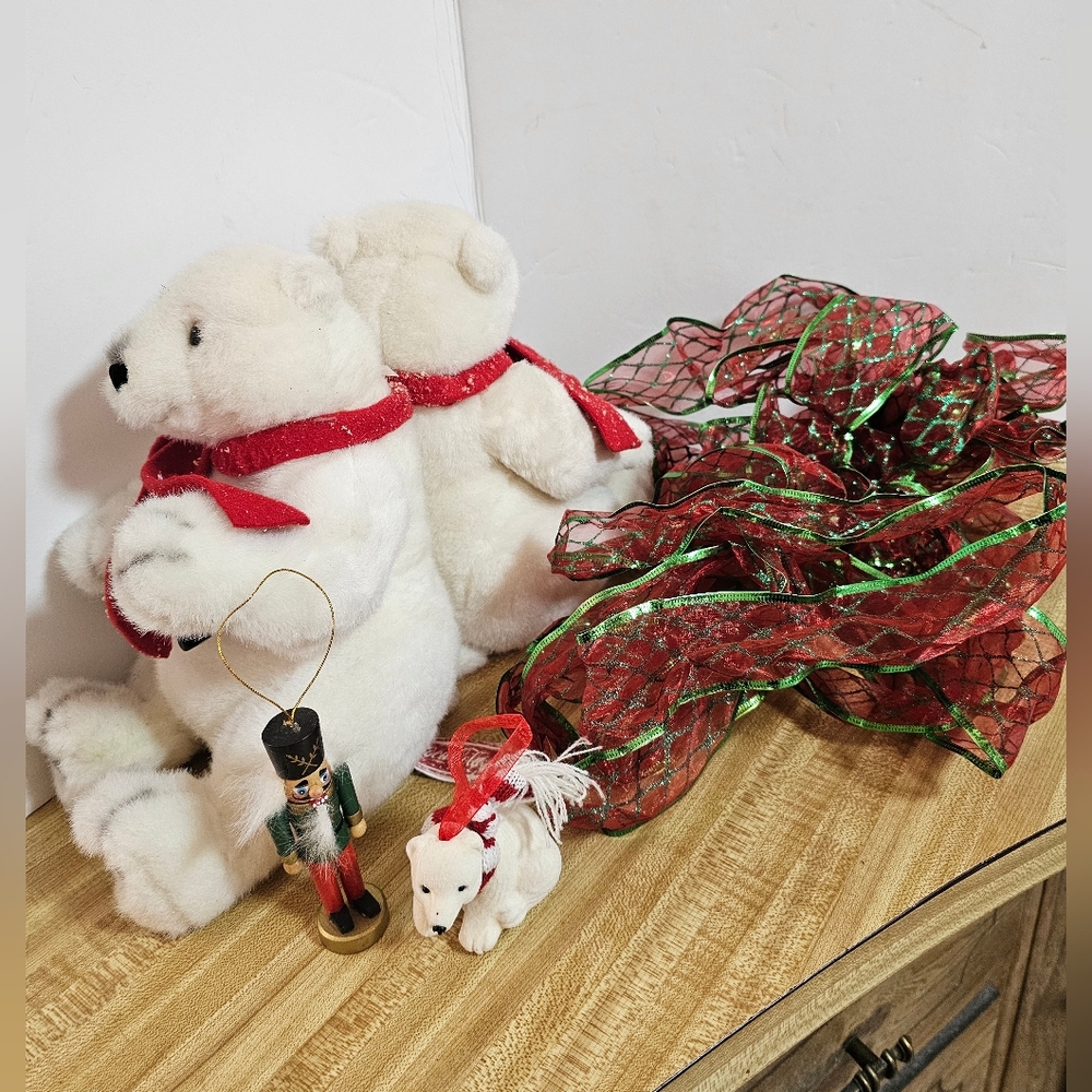 Vintage Coca-Cola Polar Bear Christmas Ornaments Lot Plush Figurines Off Wreath